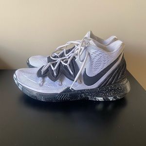 Nike basketball shoes